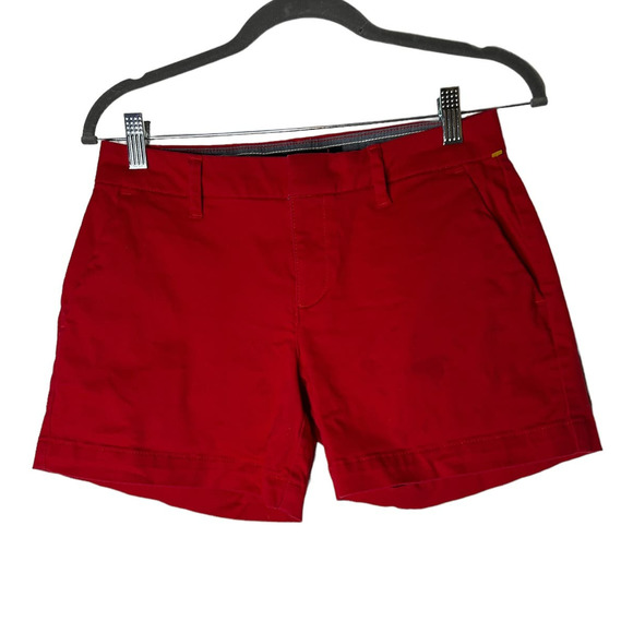 Tommy Hilfiger Summer Shorts Size 2 in Red Front and Back Pockets - Picture 1 of 4